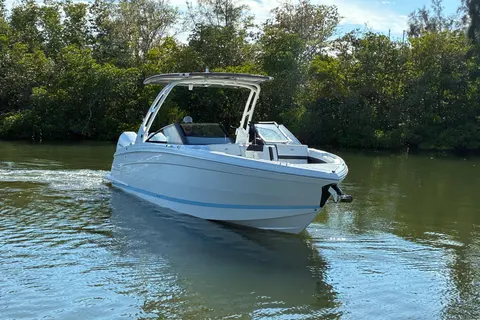 2026 Cobalt R8 Outboard, photo 1 in Sarasota, FL