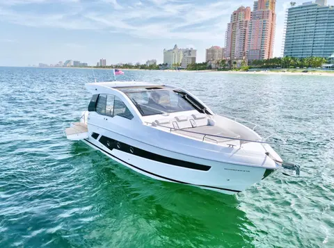 2027 Schaefer 380, photo 1 in Dania Beach, FL