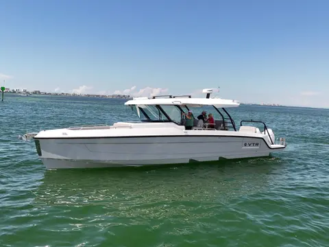 2026 Cruisers Yachts 38 VTR, photo 1 in Sarasota, FL