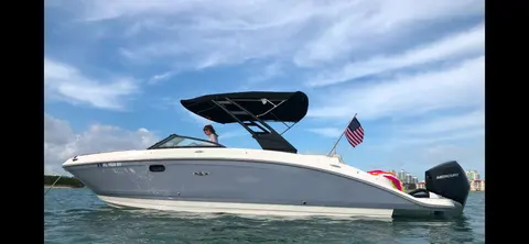 2021 Sea Ray 270 SD OB, photo 1 in Miami Beach, FL