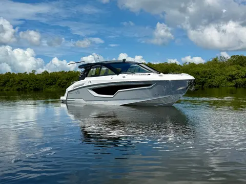 2024 Cruisers Yachts 42 GLS OB, photo 1 in Fort Myers, FL