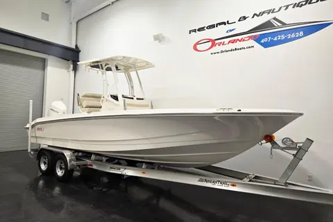 2027 Boston Whaler 250 Dauntless, photo 1 in Orlando, FL