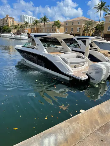 2021 Sea Ray SLX 310 Outboard, photo 1 in Hallandale Beach, FL