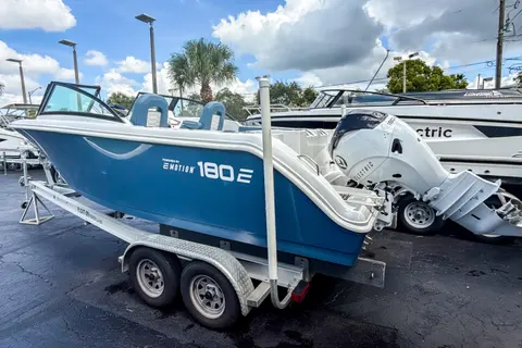 2024 Aquasport 22AS Dual Console, photo 1 in West Palm Beach, FL