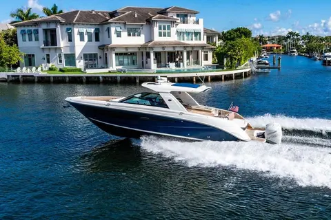 2019 Sea Ray SLX 400 Outboard, photo 1 in Boca Raton, FL