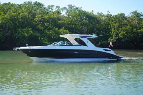 2023 Sea Ray SLX 350, photo 1 in Naples, FL