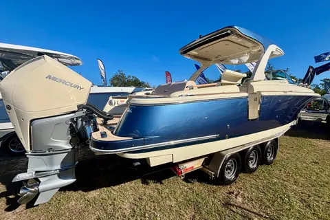2026 Chris-Craft Launch 31 GT, photo 1 in St Petersburg, FL