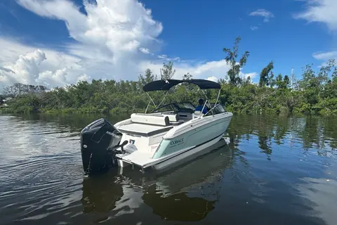 2026 Cobalt R4 Outboard, photo 1 in Sarasota, FL