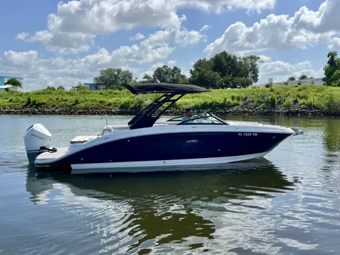 2024 Sea Ray 270 SDX OB, photo 1 in Venice, FL