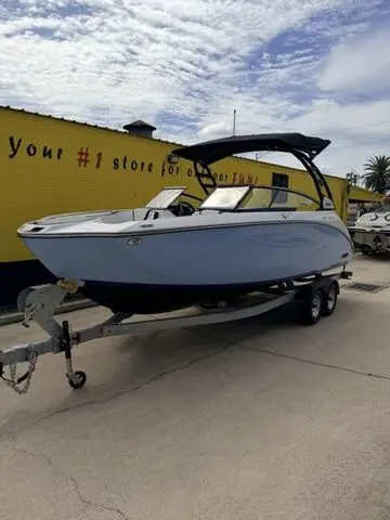 2026 Yamaha Boats 252SD, photo 1 in Jacksonville, FL