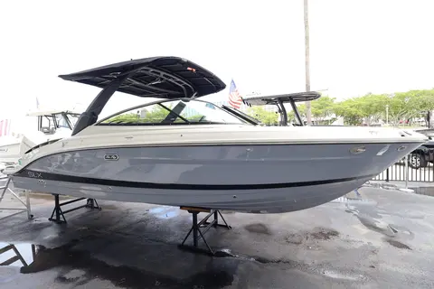 2027 Sea Ray SLX 280 Outboard, photo 1 in Naples, FL