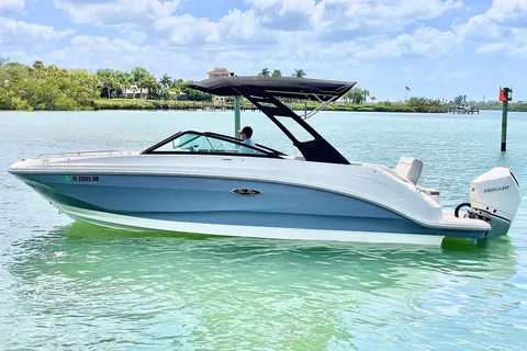 2024 Sea Ray SDX 250 Outboard, photo 1 in Sarasota, FL