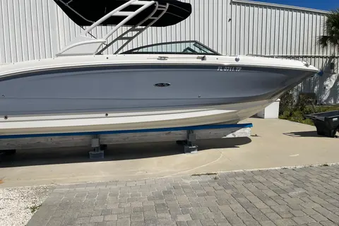 2023 Sea Ray SDX 290 Outboard, photo 1 in Jacksonville Beach, FL
