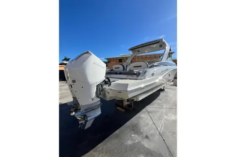 2026 Crownline 310 XSS, photo 1 in Cape Coral, FL