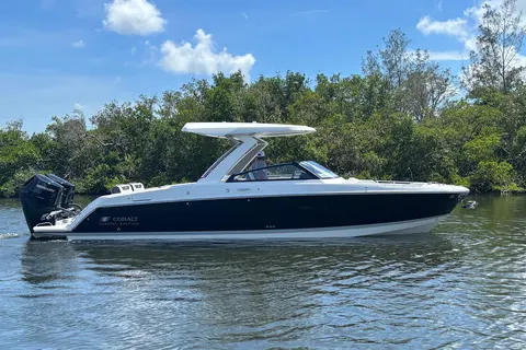 2026 Cobalt R31 Outboard, photo 1 in Sarasota, FL