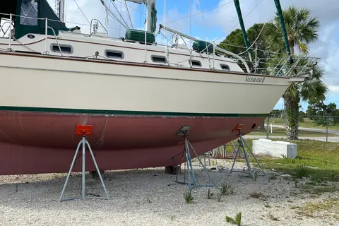 2002 Island Packet 380, photo 1 in Placida, FL