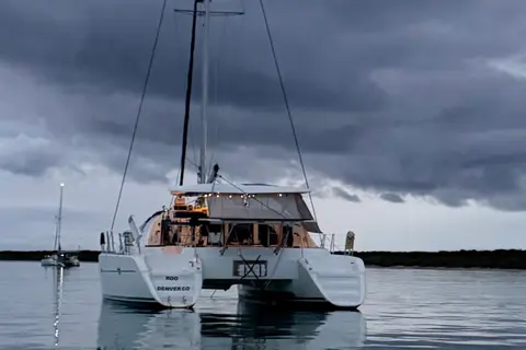 2004 Lagoon 380, photo 1 in St Augustine, FL