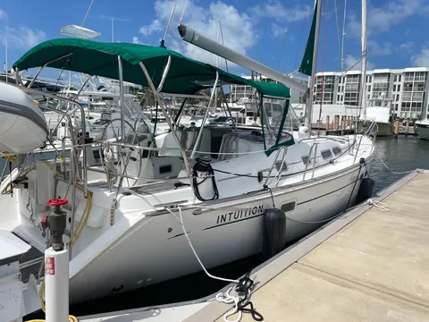2007 Beneteau Oceanis Clipper 423, photo 1 in Saint Petersburg, FL