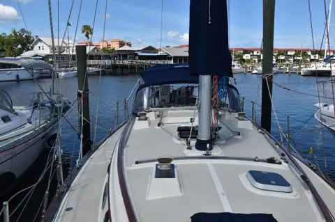 1995 Island Packet 37, photo 1 in Port Charlotte, FL