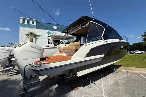 2024 Hanover 387, photo 1 in Niceville, FL