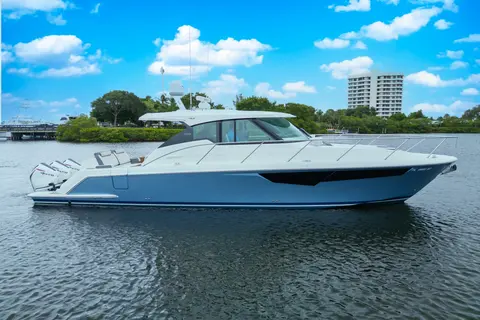 2021 Tiara Sport 43 LE, photo 1 in Jupiter, FL