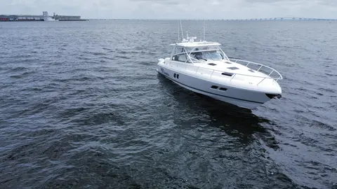 2020 Intrepid 475 Sport Yacht, photo 1 in Pensacola, FL