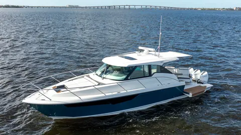 2021 Tiara Yachts 43 LE, photo 1 in Port Charlotte, FL