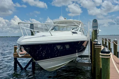 2013 Intrepid 430 Sport Yacht, photo 1 in Cape Coral, FL
