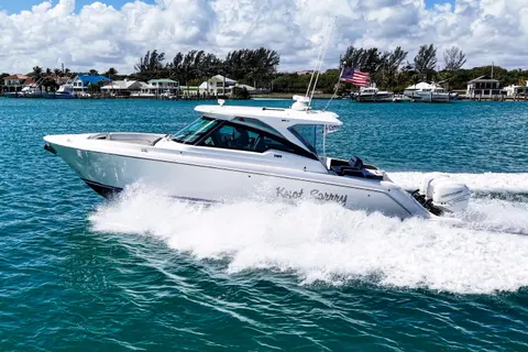 2021 Tiara Yachts 38 LX, photo 1 in Tequesta, FL