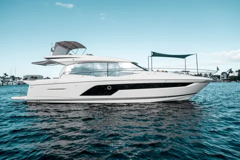 2019 Prestige 590S, photo 1 in Fort Lauderdale, FL