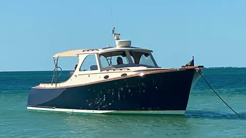 1998 Hinckley Picnic Boat 36 Classic, photo 1 in Jensen Beach, FL