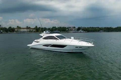 2014 Sea Ray Sundancer 510, photo 1 in Miami, FL