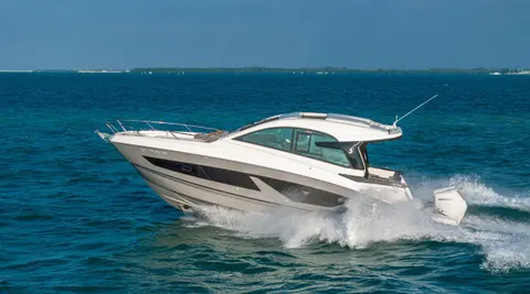2021 Beneteau Gran Turismo 32, photo 1 in Miami, FL