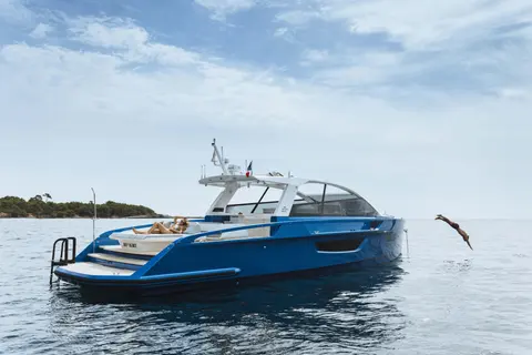 2023 Sialia 57 Weekender, photo 1 in Fort Lauderdale, FL