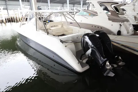 2014 Intermarine 380 Sport, photo 1 in St Petersburg, FL