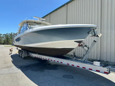 2021 Boston Whaler Realm 380, photo 1 in Carrabelle, FL