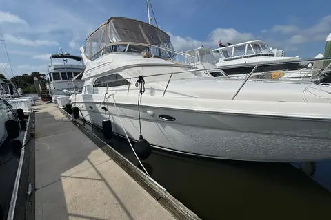 2001 Sea Ray 450 Express Bridge, photo 1 in Daytona Beach, FL