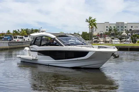 2023 Galeon 375 GTO, photo 1 in Dania Beach, FL
