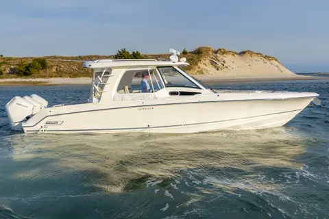 2026 Boston Whaler 350 Realm, photo 1 in Naples, FL
