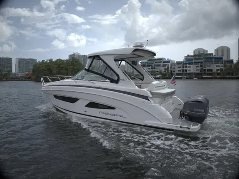 2021 Regal 33 XO, photo 1 in Sunny Isles Beach, FL