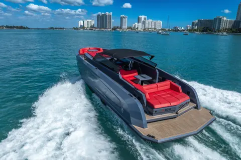 2021 Vanquish Yachts 45, photo 1 in Miami Beach, FL