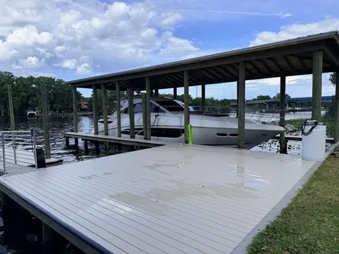 2016 Sea Ray Sundancer 510, photo 1 in Jacksonville Beach, FL