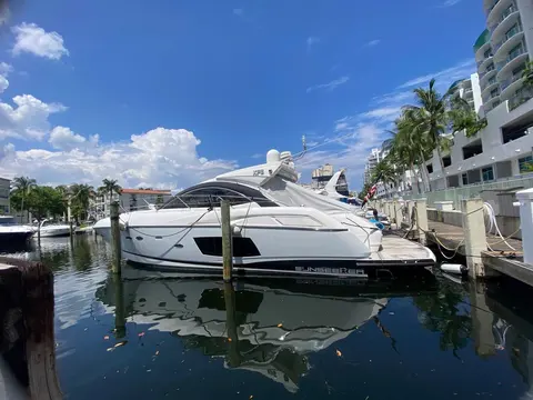 2014 Sunseeker 48 Portofino XPS, photo 1 in Aventura, FL