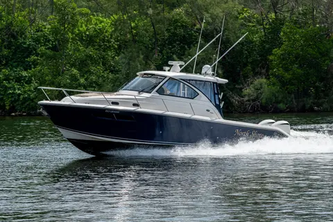 2017 Pursuit OS 355 Offshore, photo 1 in Boca Raton, FL