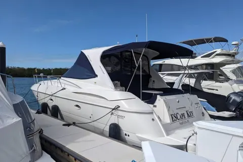 2003 Cruisers Yachts 3970 Express, photo 1 in Cape Coral, FL