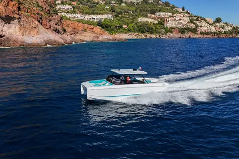 2025 Canados Heritage 36, photo 1 in Fort Lauderdale, FL