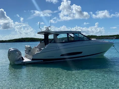 2023 Regal 36 XO, photo 1 in Fort Lauderdale, FL