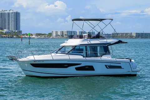 2022 Jeanneau NC Weekender 1095 Fly, photo 1 in Palm Beach, FL