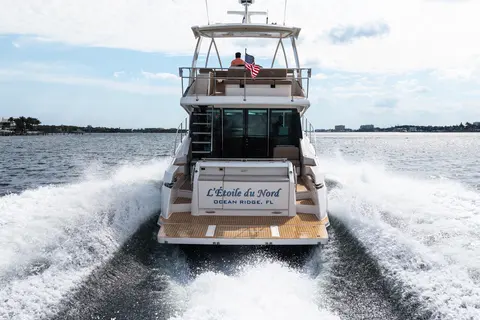 2015 Tiara Yachts 50 Flybridge, photo 1 in Manalapan, FL
