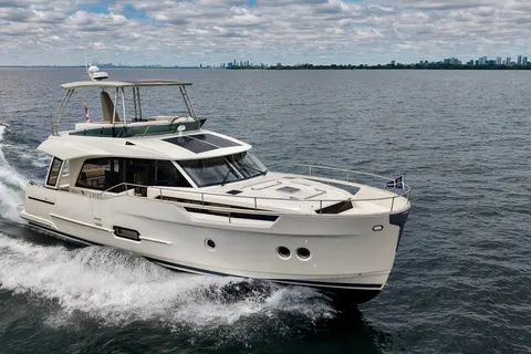 2019 Greenline 48 Fly Hybrid, photo 1 in Fort Lauderdale, FL